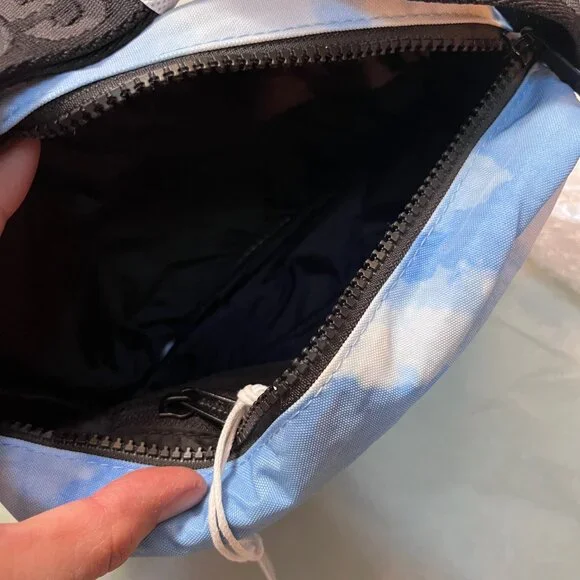 NWT BAGGU camera crossbody bag - clouds - Picture 5 of 11